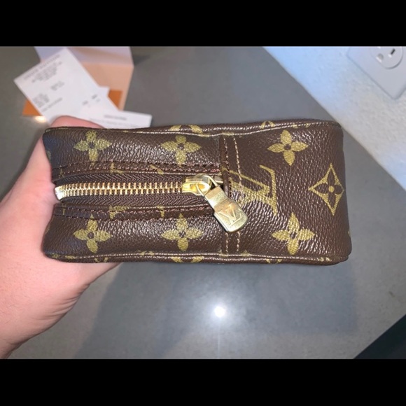 Authentic Louis Vuitton trousse 23 clutch case bag - Picture 3 of 7